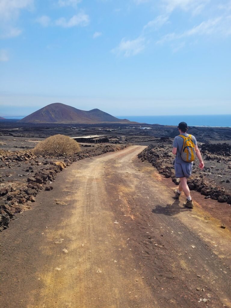 Hiking El Golfo Lanzarote BUILD BOARD TRAVEL