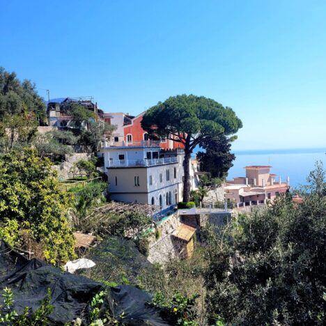 Valle delle Ferriere: Amalfi to Pogerola