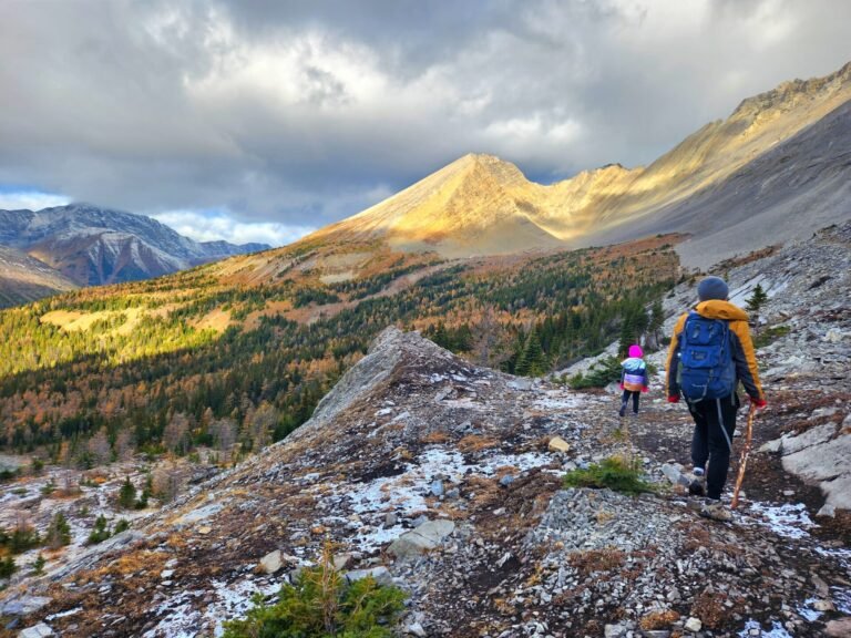 Arethusa Cirque Trail Guide